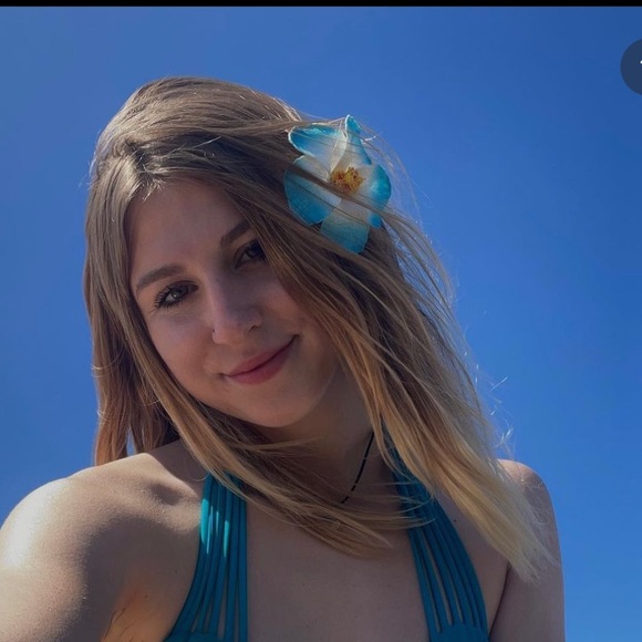 annasclothed